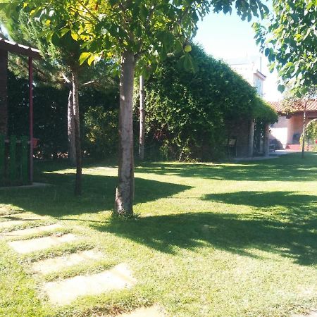 Villa Refugio Con Casitas Infantiles Zamora Exterior foto
